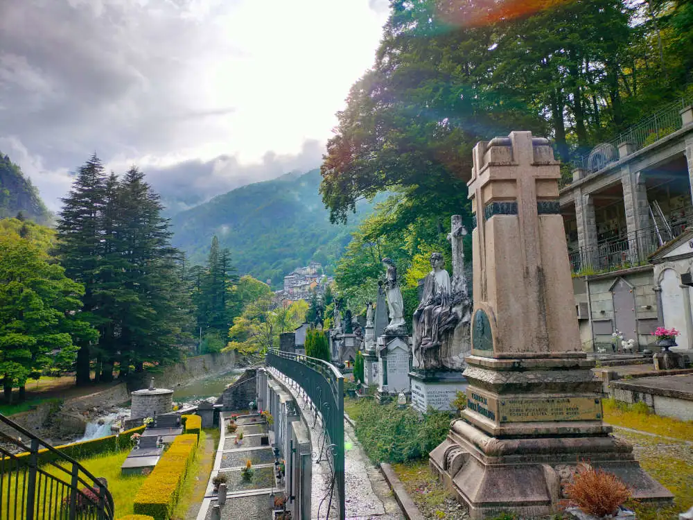 cimitero monumentale rosazza valle cervo sui miei passi