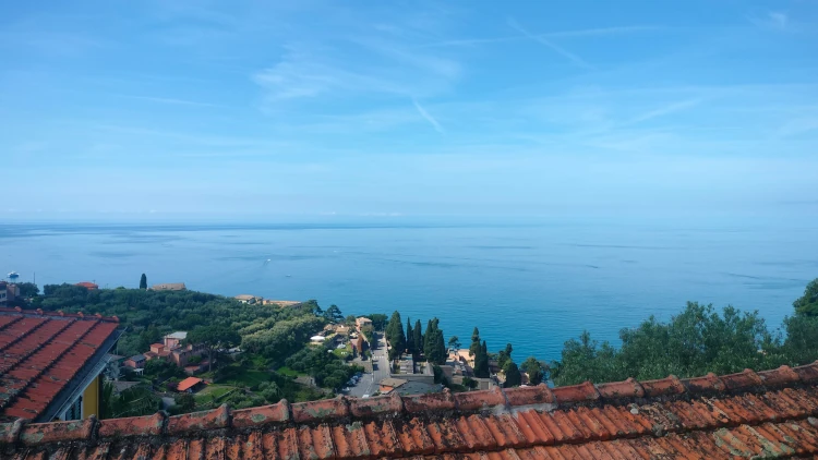 panoramica anello monte ampola santuario nostra signora del caravaggio recco